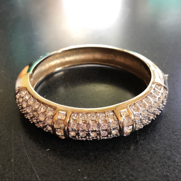 Rhinestone Gold Chunky Bracelet - Picture 1 of 4